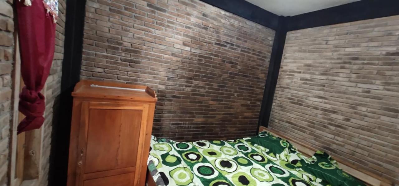 Homestay Kurnia Bantul Exteriör bild
