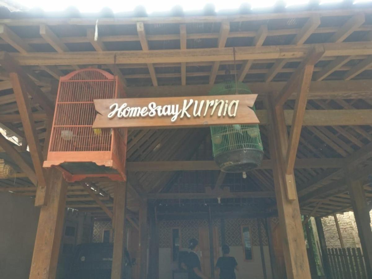 Homestay Kurnia Bantul Exteriör bild