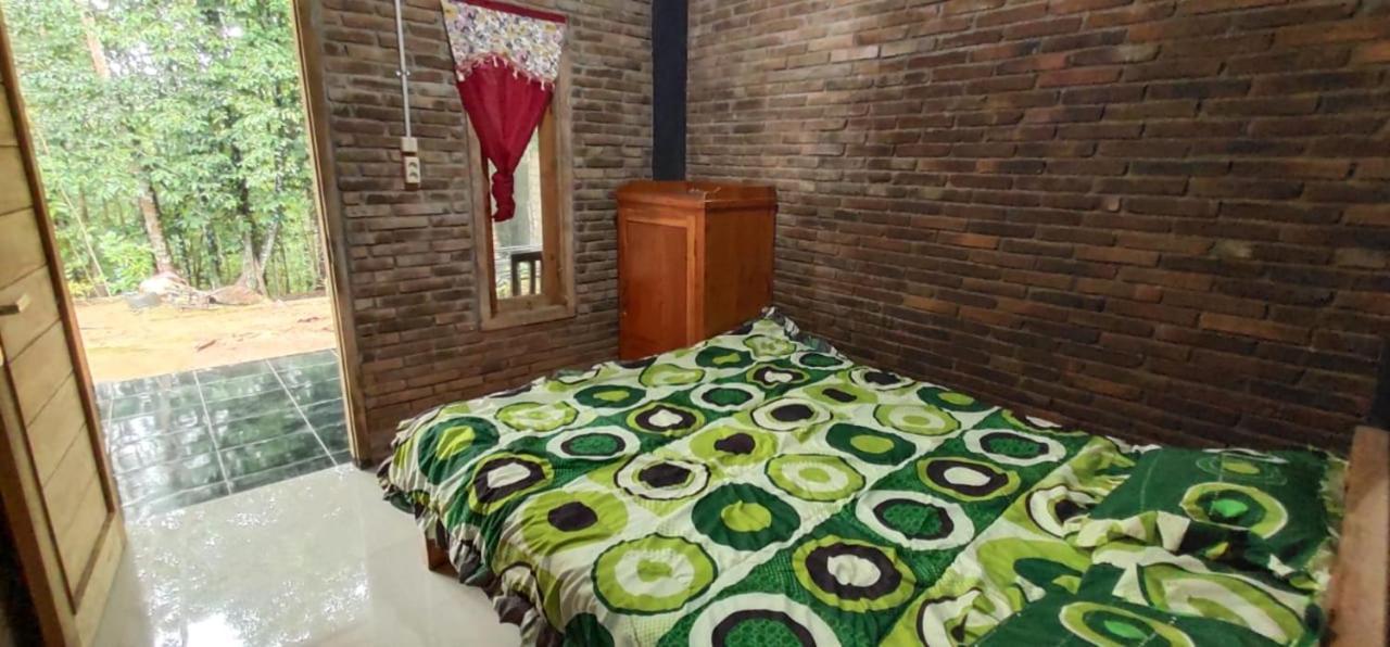Homestay Kurnia Bantul Exteriör bild